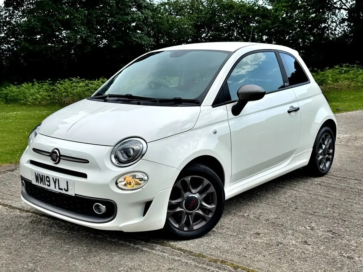Used Fiat 500 S 69 HP (50 kW) 2019 White Hatchback