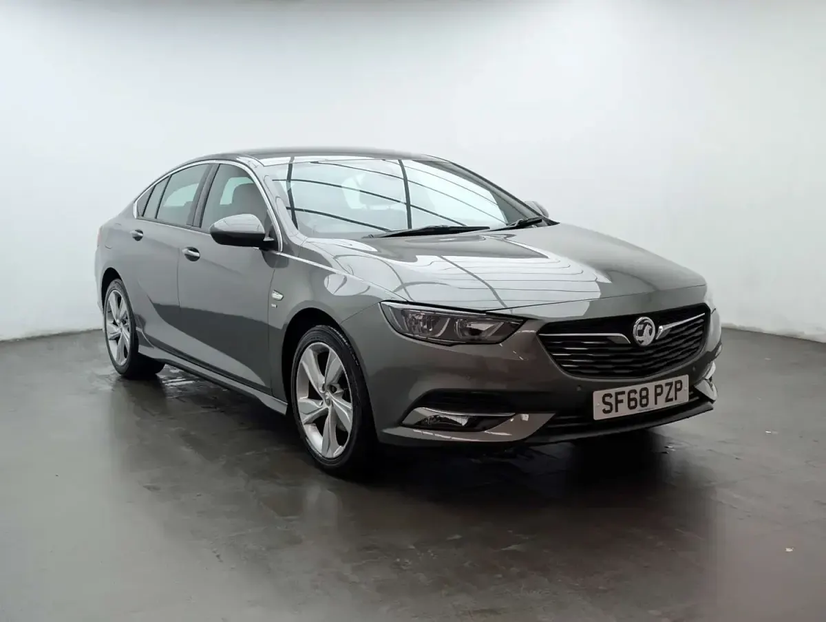 Second-hand Vauxhall Insignia Sport 165 CP (121 kW) 2019 Gri Hatchback