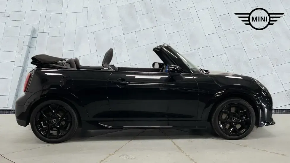 Used Mini Cooper Cabriolet 161 HP (118 kW) 2025 Black Cabriolet