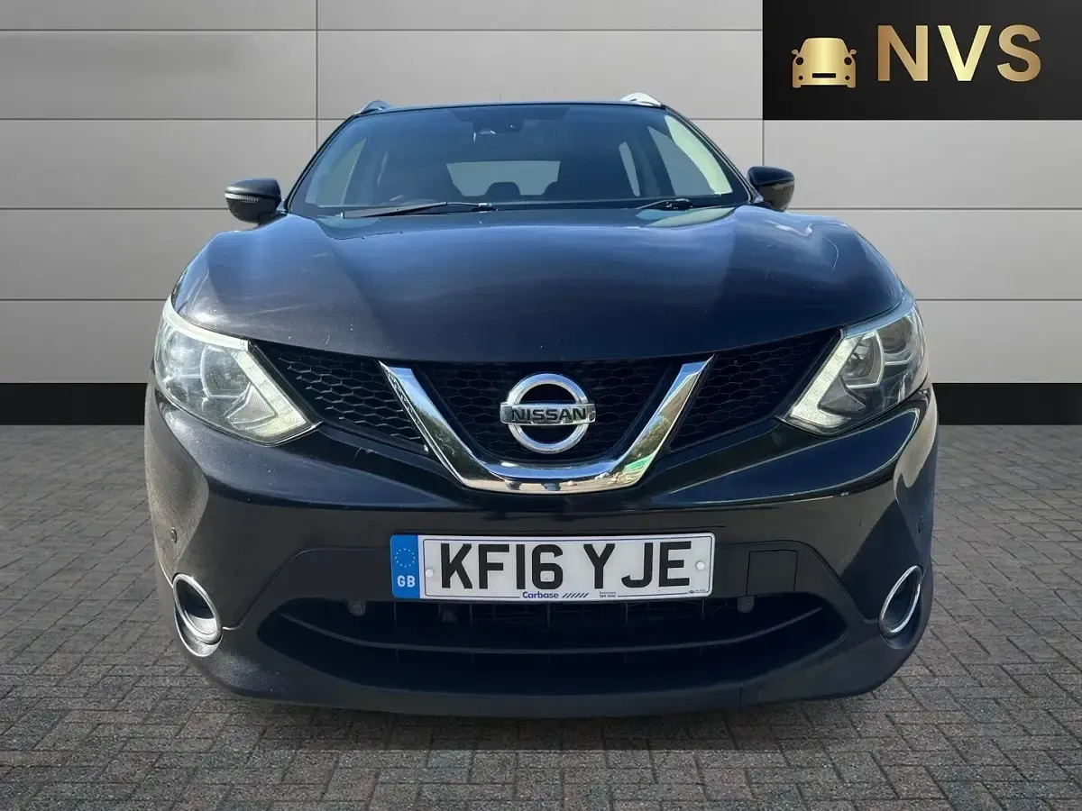 Used Nissan Qashqai Acenta 110 HP (80 kW) 2016 Black SUV