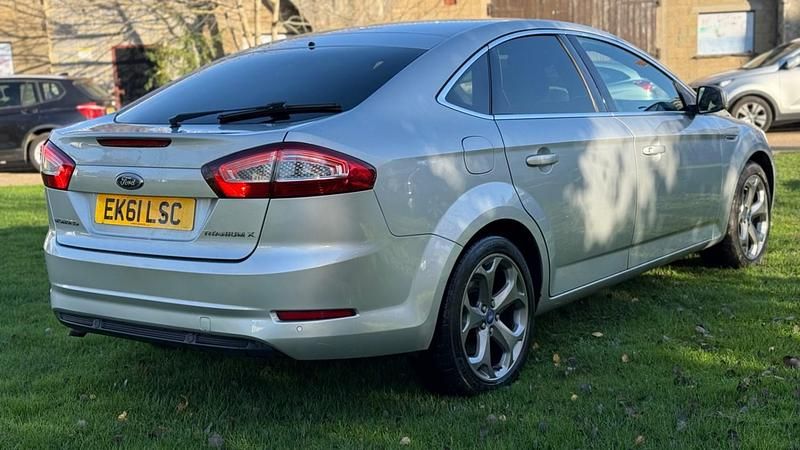 Used Ford Mondeo Titanium X 163 HP (119 kW) 2011 Silver Hatchback