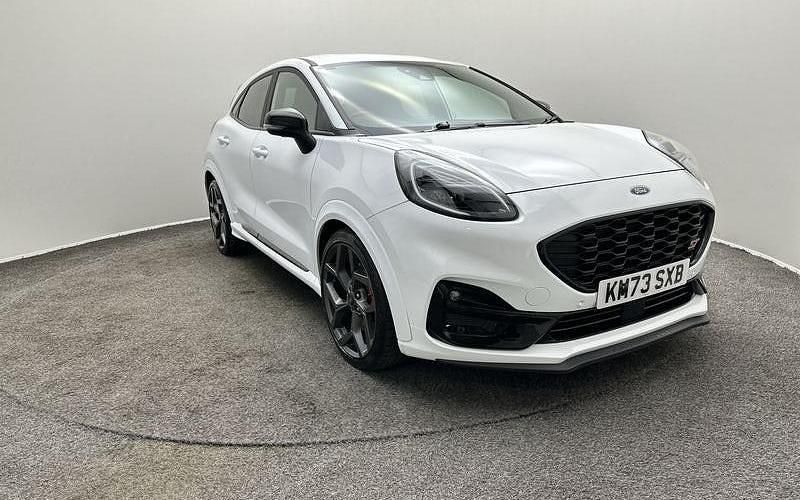 Used Ford Puma ST 170 HP (125 kW) 2023 White SUV