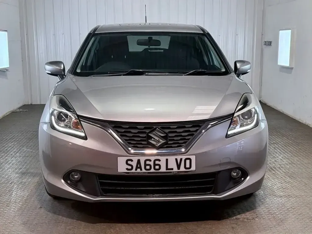 Używany Suzuki Baleno SZ5 111 KM (81 kW) 2016 Srebrny Hatchback