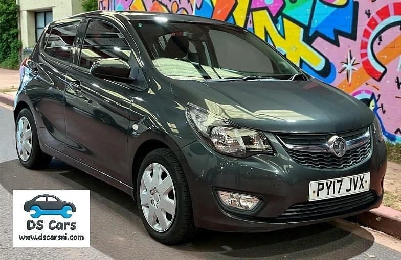 Used Vauxhall Viva 75 HP (55 kW) 2017 Grey Hatchback