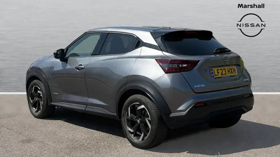 Used Nissan Juke N-Connecta 143 HP (105 kW) 2023 Grey SUV
