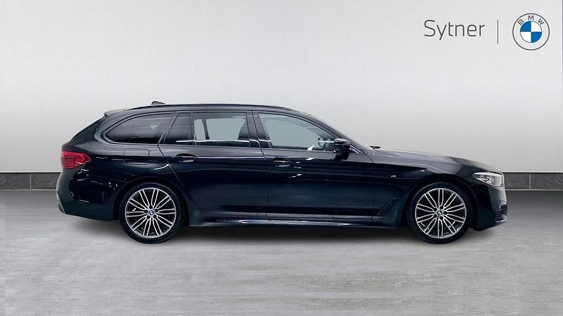 Used BMW 520 M Sport 187 HP (137 kW) 2020 Black Estate