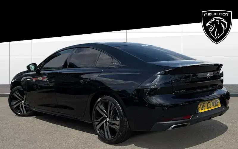 Usado Peugeot 508 Premium 131 CV (96 kW) 2023 Negro Utilitario