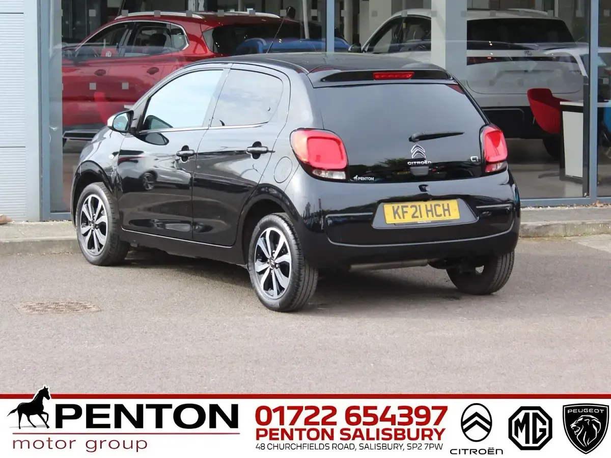 Used Citroën C1 Shine 71 HP (52 kW) 2021 Black Hatchback