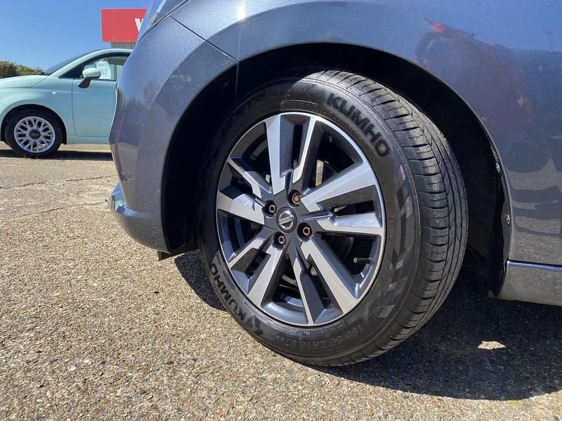 Usado Nissan Micra N-Connecta 2017 Cinzento Citadino