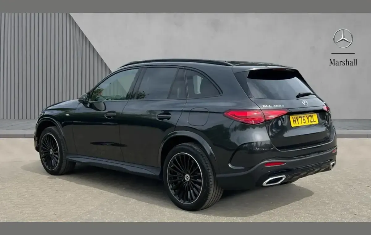 Used Mercedes GLC300 Urban 308 HP (226 kW) 2025 Grey SUV