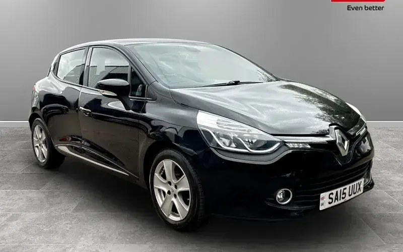 Used Renault Clio Dynamique 90 HP (66 kW) 2015 Hatchback