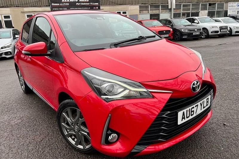 Used Toyota Yaris 111 HP (81 kW) 2017