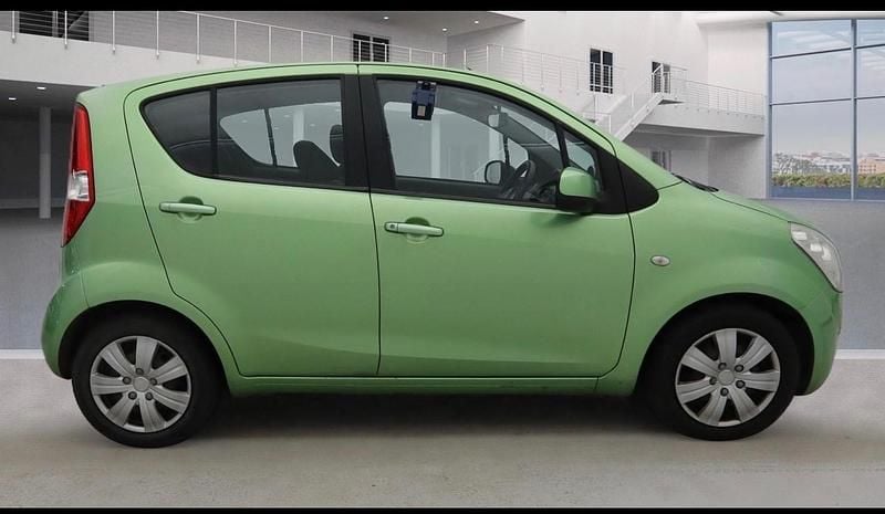 Used Suzuki Splash GLS 2009 Green Hatchback