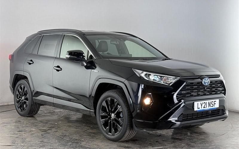 Usado Toyota RAV4 Edition 218 HP (160 kW) 2021 SUV
