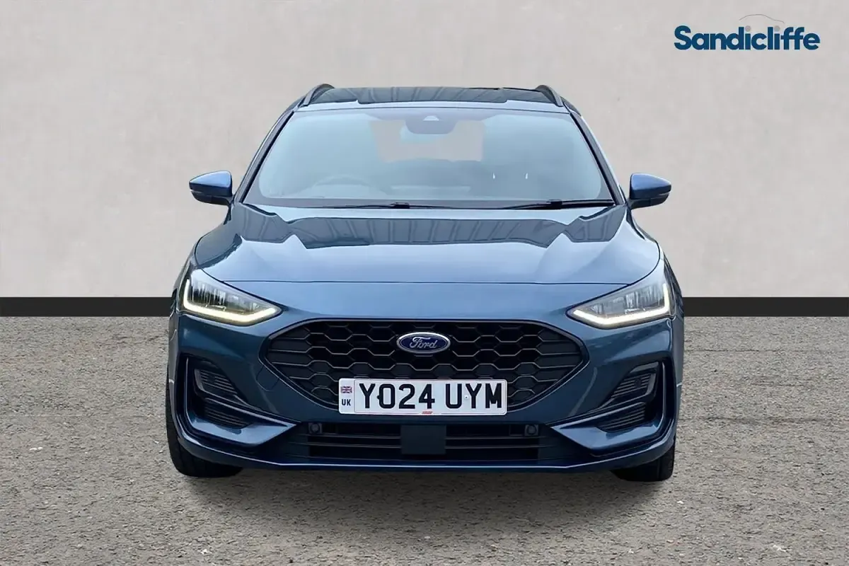 Used Ford Focus ST-Line X 125 HP (91 kW) 2024 Blue Estate