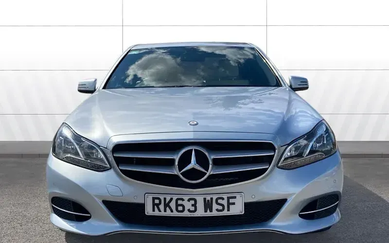 Used Mercedes E200 SE 184 HP (135 kW) 2013 Silver Sedan