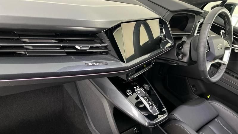 Used Audi Q4 e-tron S-Line 125 kW (170 HP) 2025 Black SUV