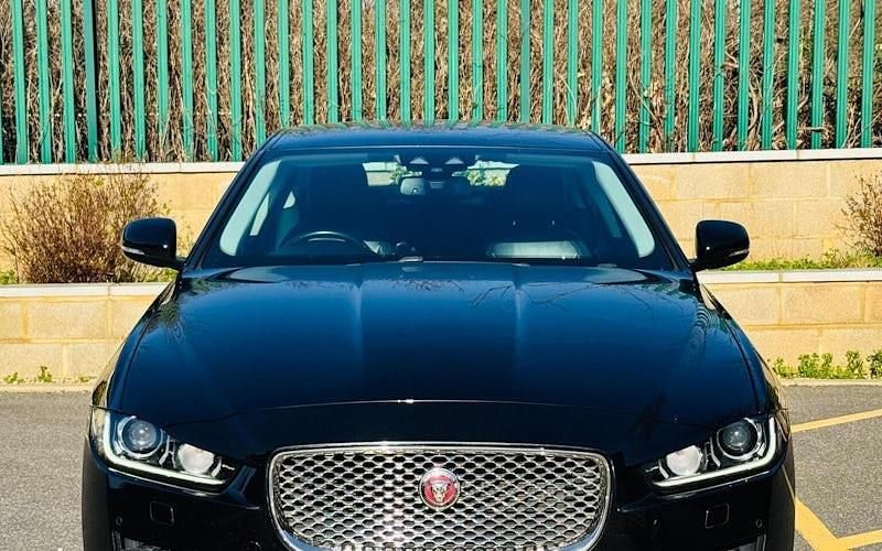Used Jaguar XE Portfolio 179 HP (131 kW) 2019 Sedan