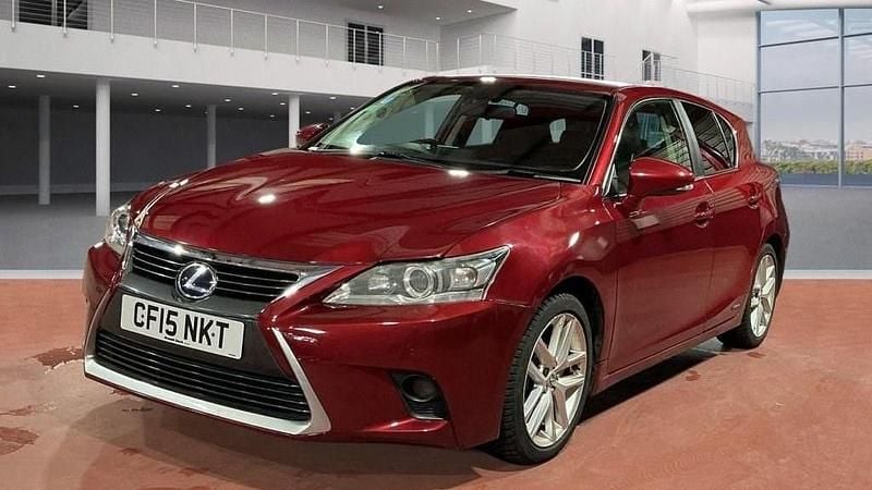 Used Lexus CT200h 2015 Red Hatchback