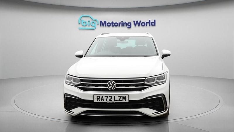 Used VW Tiguan R-line 150 HP (110 kW) 2023 White SUV
