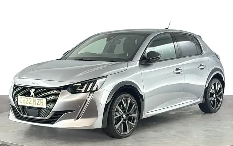 Used Peugeot 208 Premium 102 HP (75 kW) 2022 Hatchback