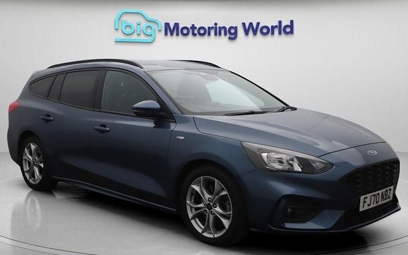 Used 2021 Ford Focus ST-Line Estate | £13,300 (Good price) - Image 1/4