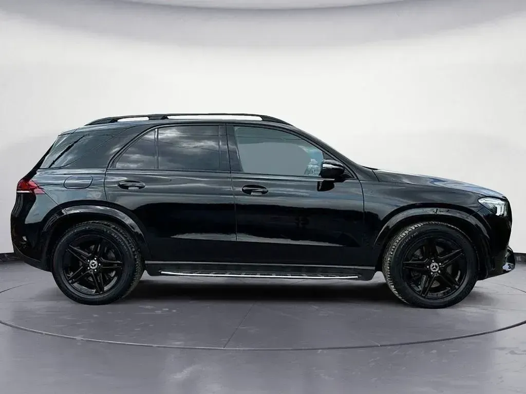 Used Mercedes GLE300 AMG line 2020 Black SUV