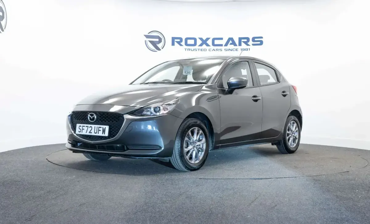 Begagnad Mazda 2 90 HK (66 kW) 2023 Grå Halvkombi
