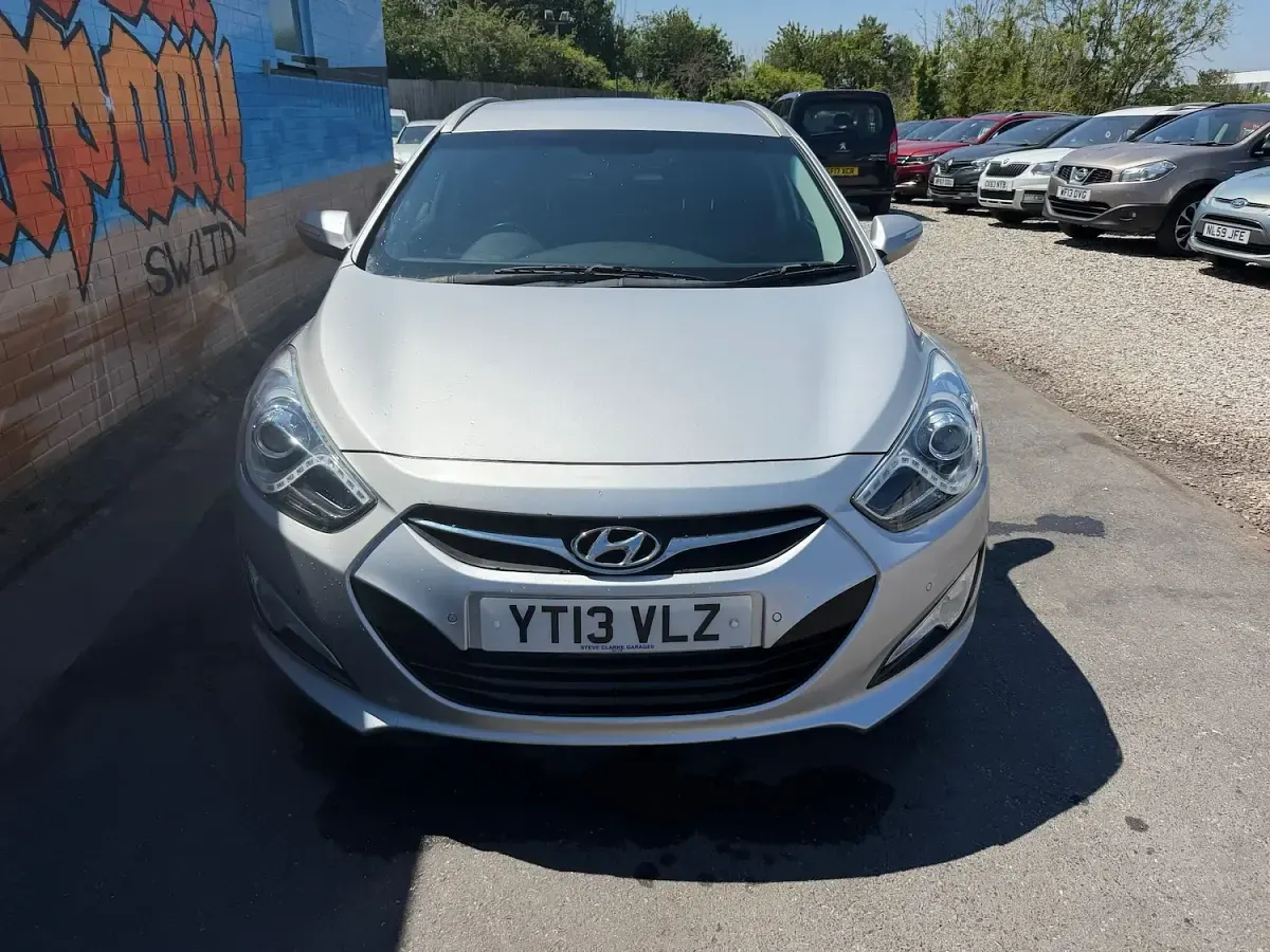 Used Hyundai i40 Style 136 HP (100 kW) 2013 Silver Estate