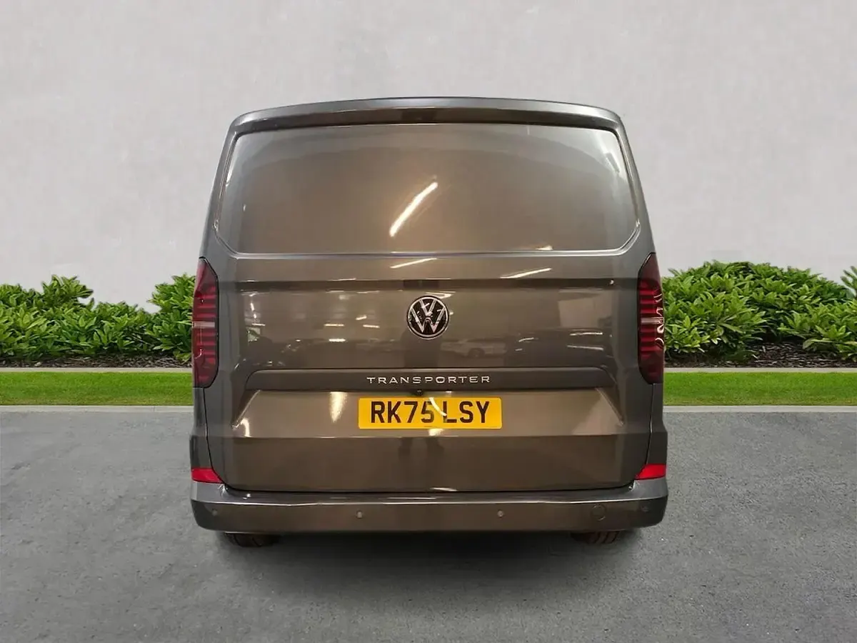 Used VW T7 S 150 HP (110 kW) 2025 Grey Van