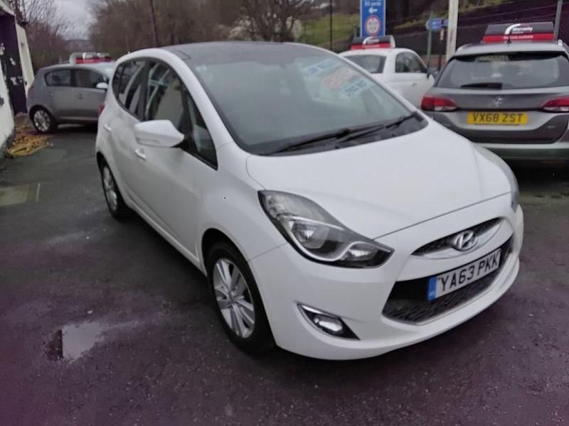 Used Hyundai ix20 Style 2014 White Hatchback