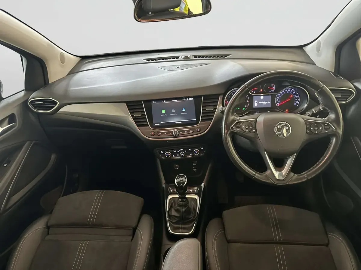 Used Vauxhall Crossland Ultimate 110 HP (80 kW) 2023 White SUV