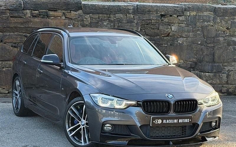 Used 2019 BMW 330 M Sport Estate | £17,995 (Fair price) - Image 1/4