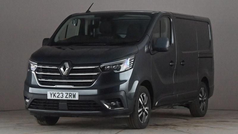 Used Renault Trafic 168 HP (123 kW) 2023 Grey