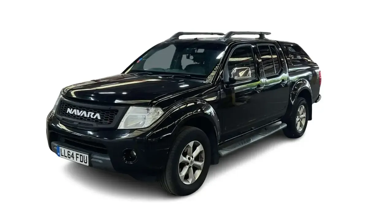 Used Nissan Navara Tekna 2014 Black Pickup