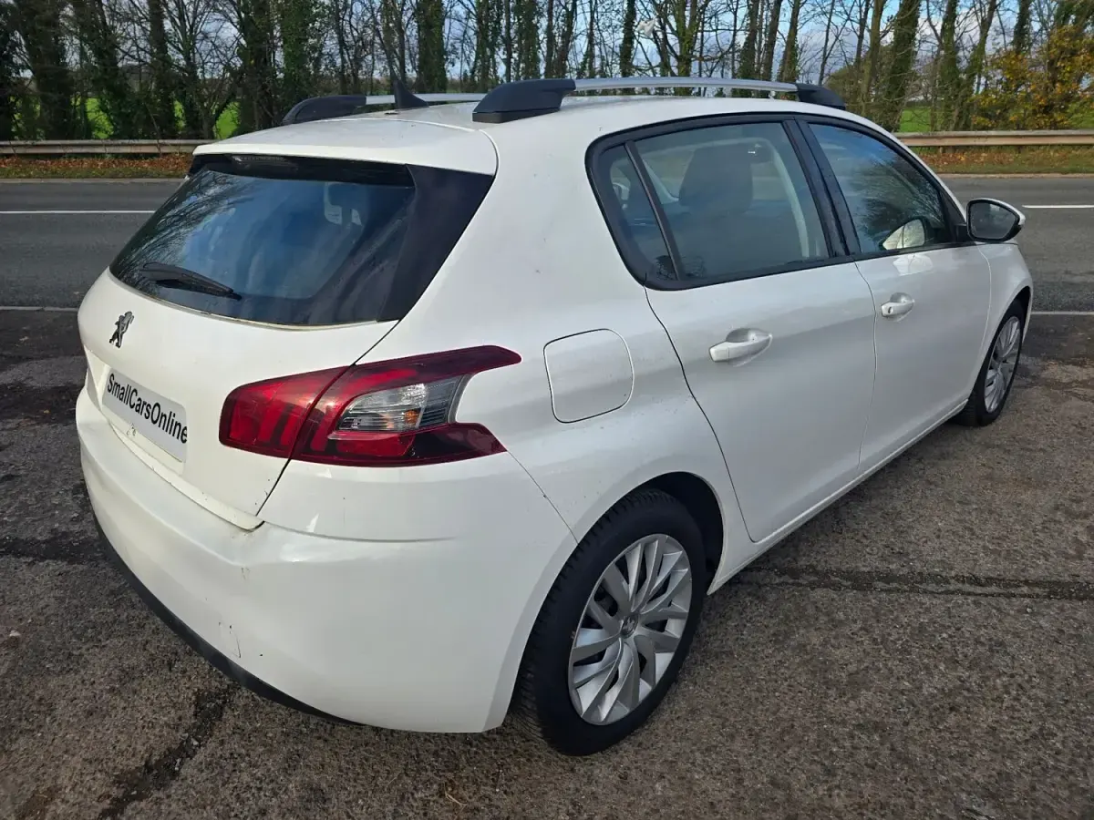 Second-hand Peugeot 308 Access 2020 Alb Hatchback