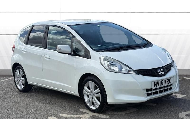 Second-hand Honda Jazz ES 100 CP (73 kW) 2015 Hatchback