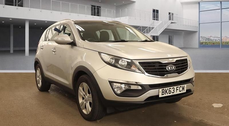 Silver Used 2013 Kia Sportage 2 SUV | £4,495 (Good price) - Image 1/4