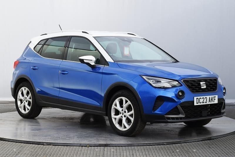 Used Seat Arona FR 110 HP (80 kW) 2023 Blue SUV