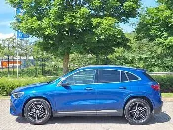 Used Mercedes GLA200 Executive 163 HP (119 kW) 2024 Blue SUV