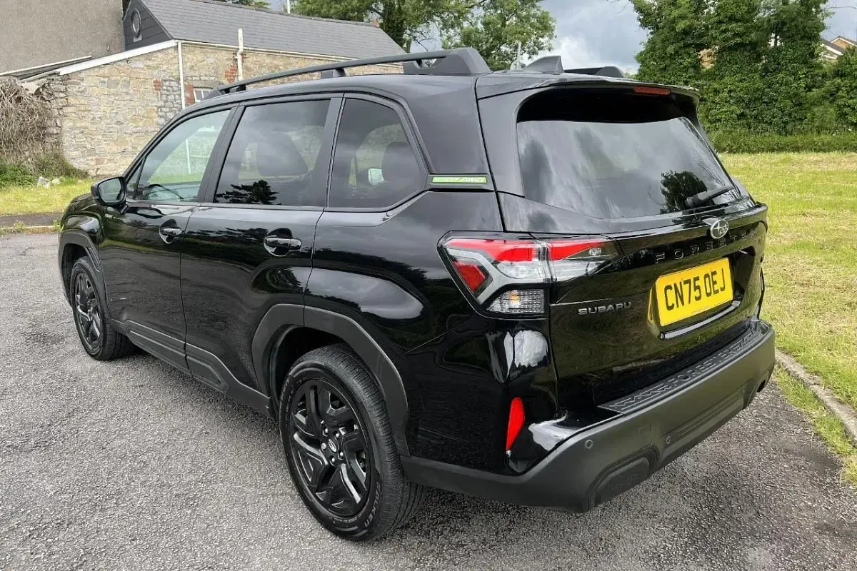 Used Subaru Forester 134 HP (98 kW) 2025 Black SUV