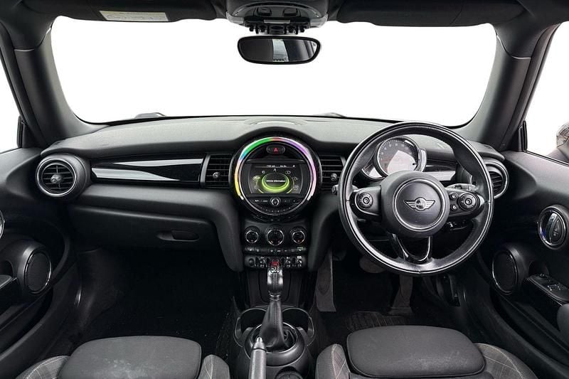 Image 3/4