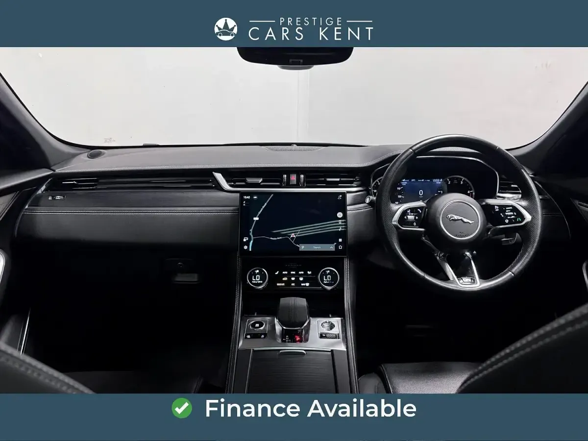 Used Jaguar F-Pace R-Dynamic 204 HP (150 kW) 2023 Black SUV