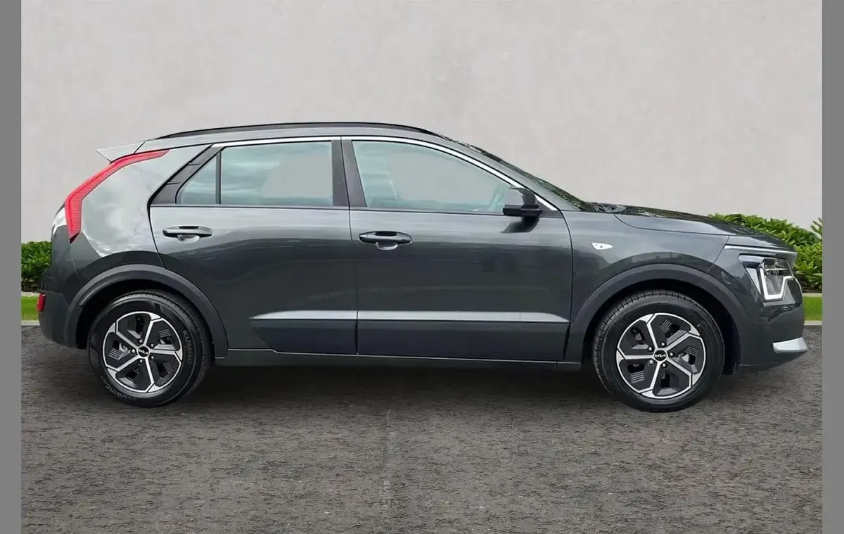 Used Kia Niro 139 HP (102 kW) 2023 Grey SUV