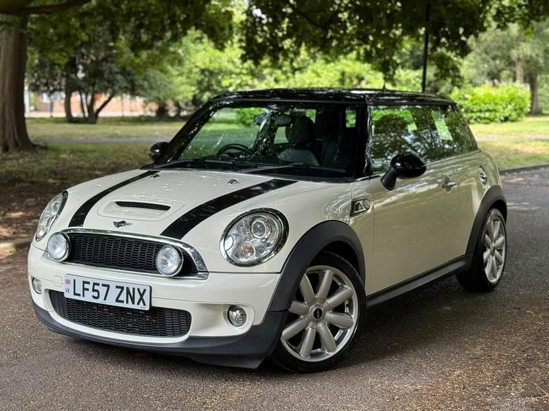 White Used 2007 Mini Cooper S Hatch Hatchback | £3,195 (Fair price) - Image 1/4
