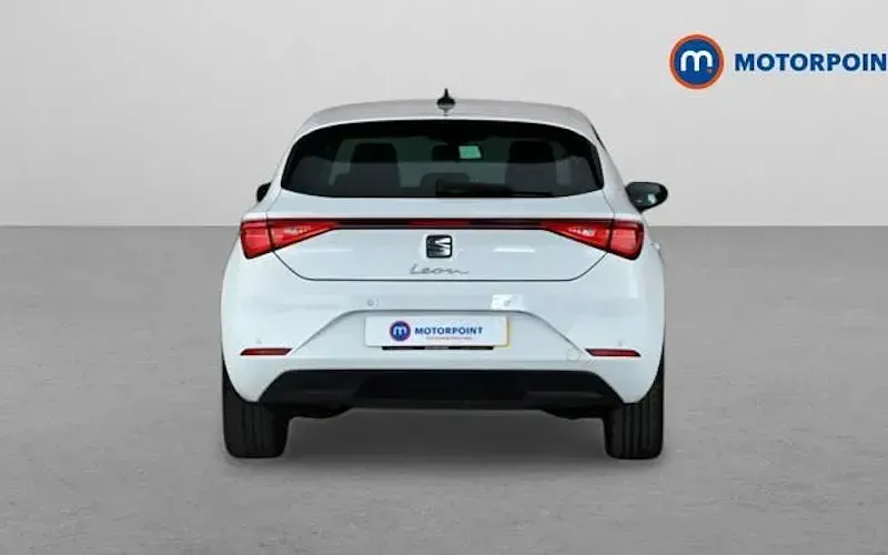 Used Seat Leon SE Dynamic 110 HP (80 kW) 2021 Hatchback