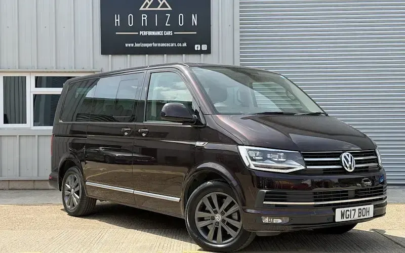 Used VW Caravelle Executive 204 HP (150 kW) 2017 Van