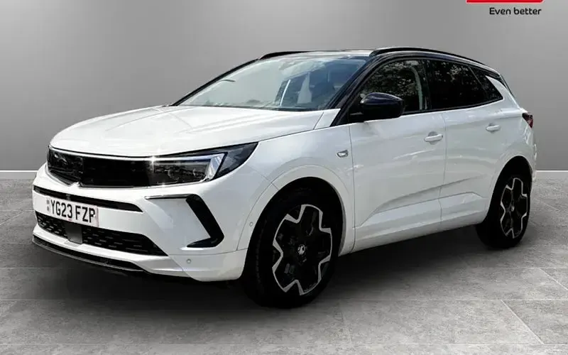 Used Vauxhall Grandland X Ultimate 131 HP (96 kW) 2023 White SUV