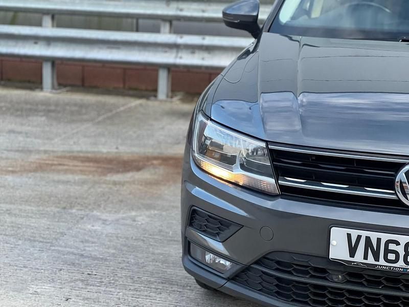 Used VW Tiguan SE 150 HP (110 kW) 2018 Grey SUV