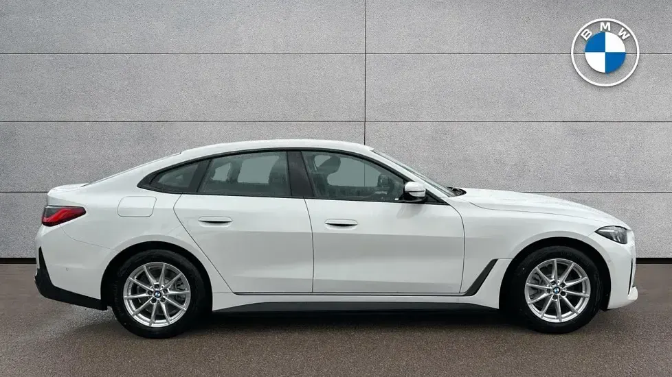 Used BMW i4 Sport Line 246 kW (335 HP) 2026 White Sedan